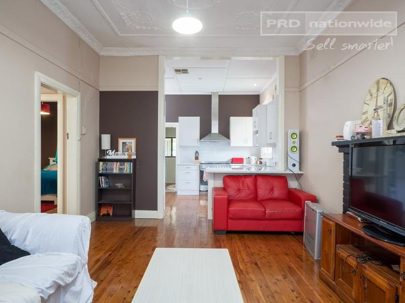 16 Gormly Avenue WAGGA WAGGA 4