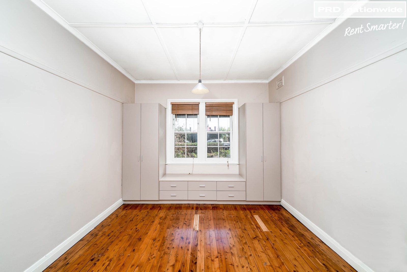 16 Gormly Avenue WAGGA WAGGA 4