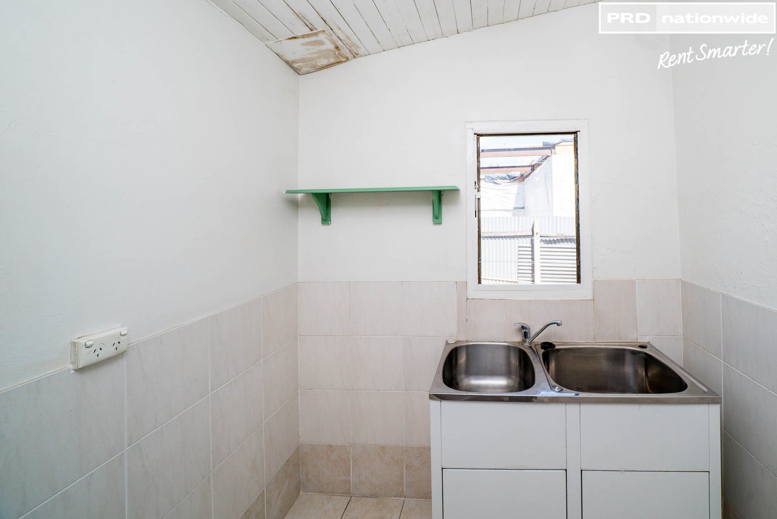 16 Gormly Avenue WAGGA WAGGA 8