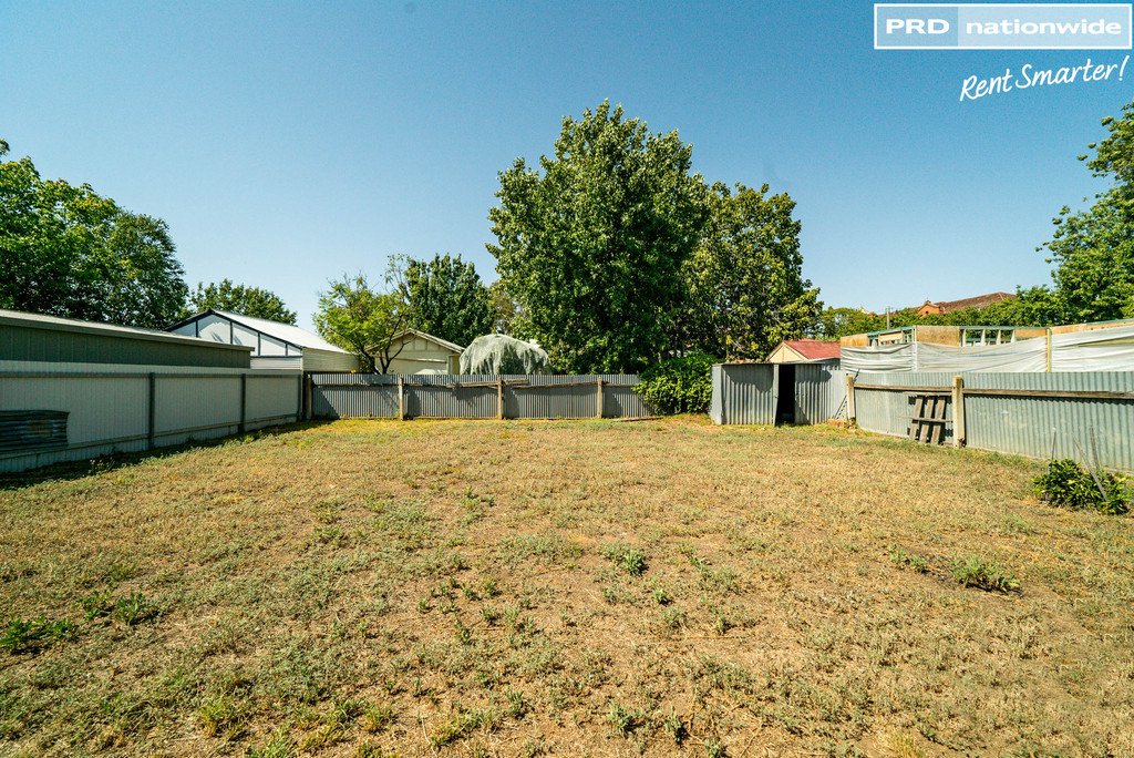 16 Gormly Avenue WAGGA WAGGA 9