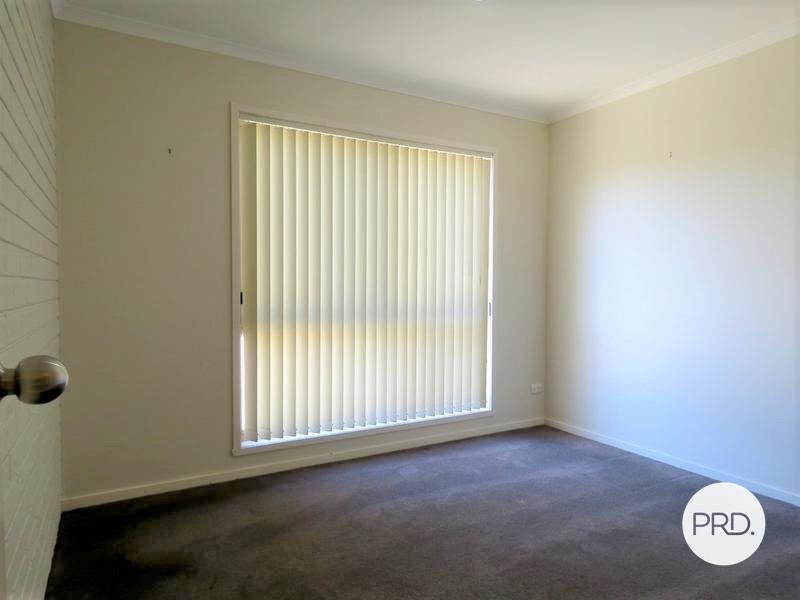 1/6 Graetz Court LAVINGTON 9