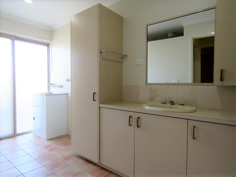 1/6 Graetz Court LAVINGTON 10