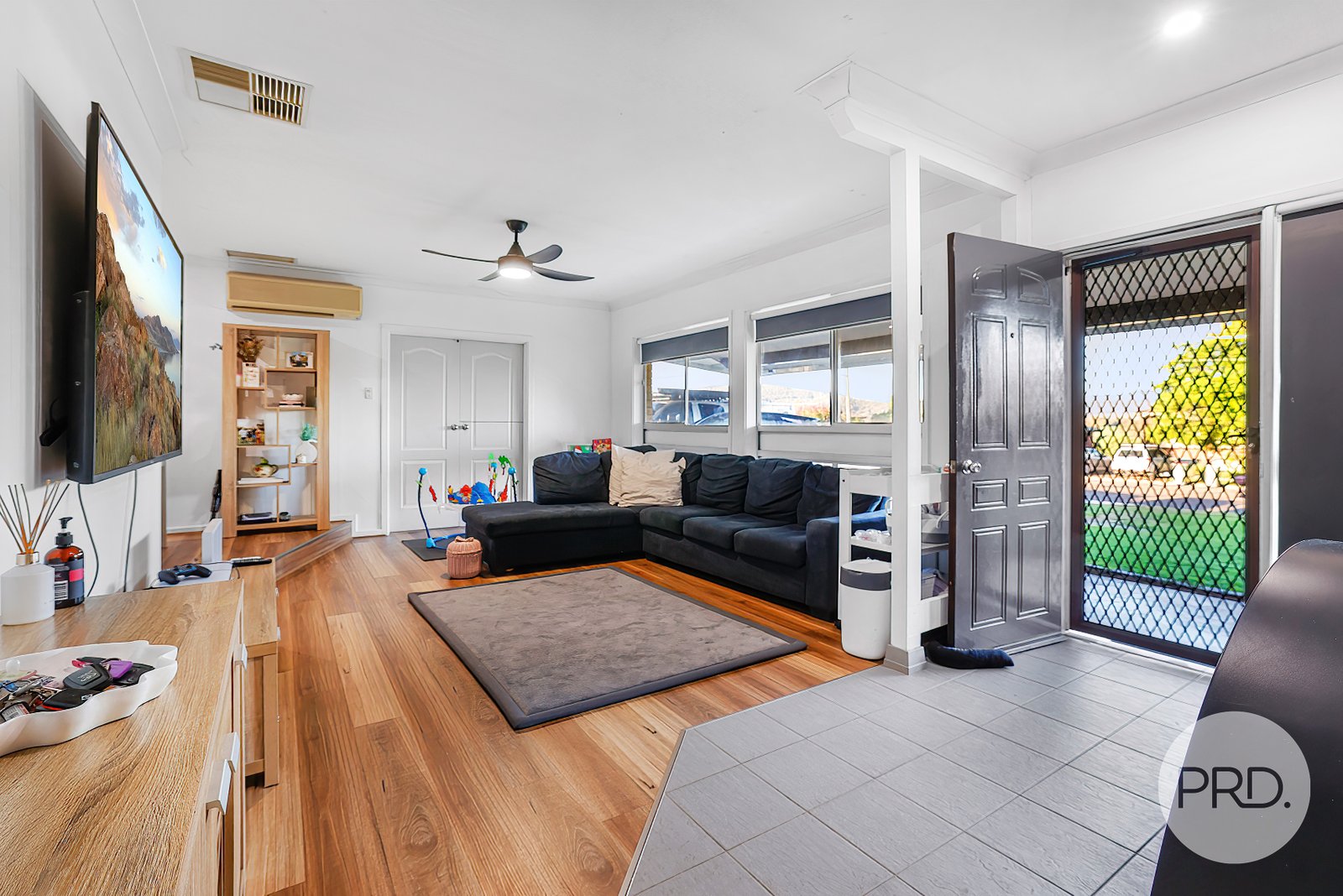 16 Graham Street TAMWORTH 5