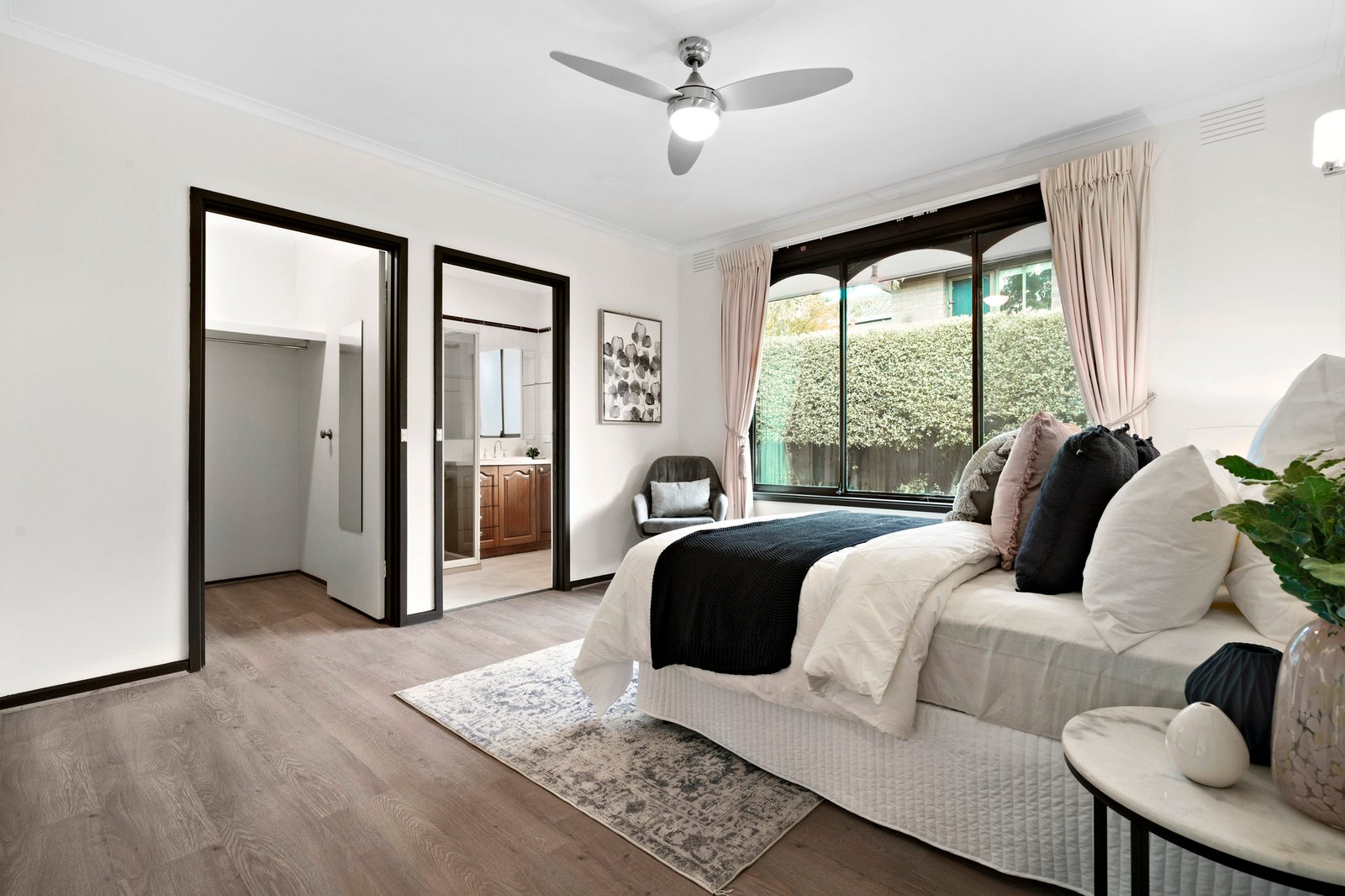 Real Estate and Property in 16 Greenock Place, Templestowe, VIC