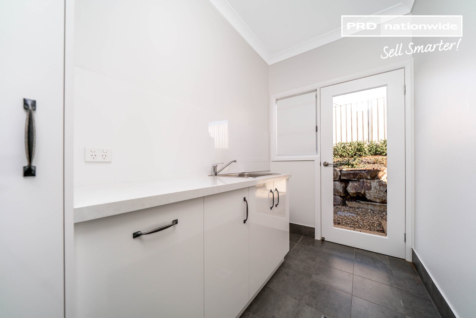 16 Greenway Street LLOYD 9