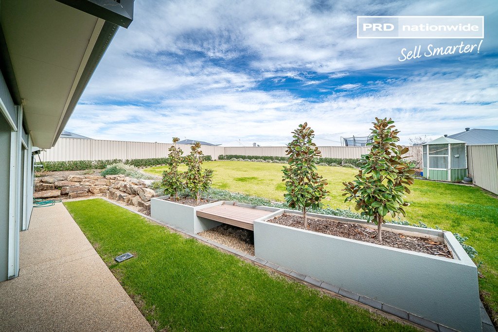 16 Greenway Street LLOYD 10