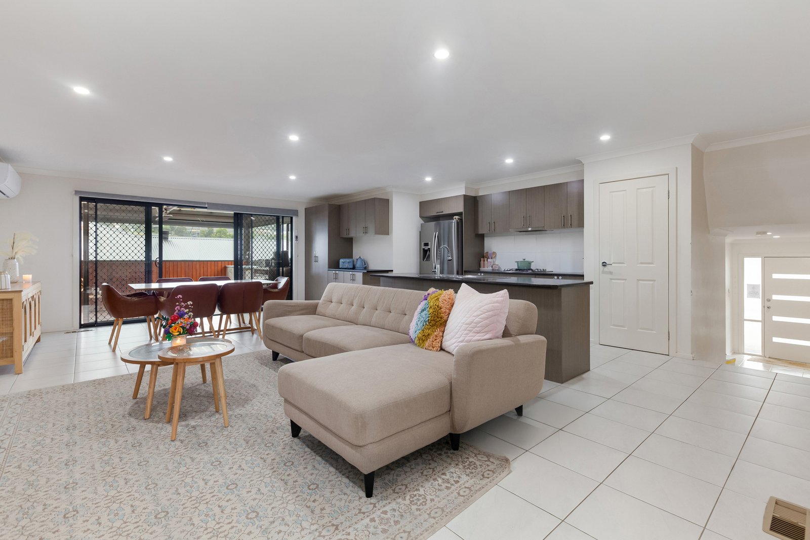 Gallery: 16 Grevillea Court
