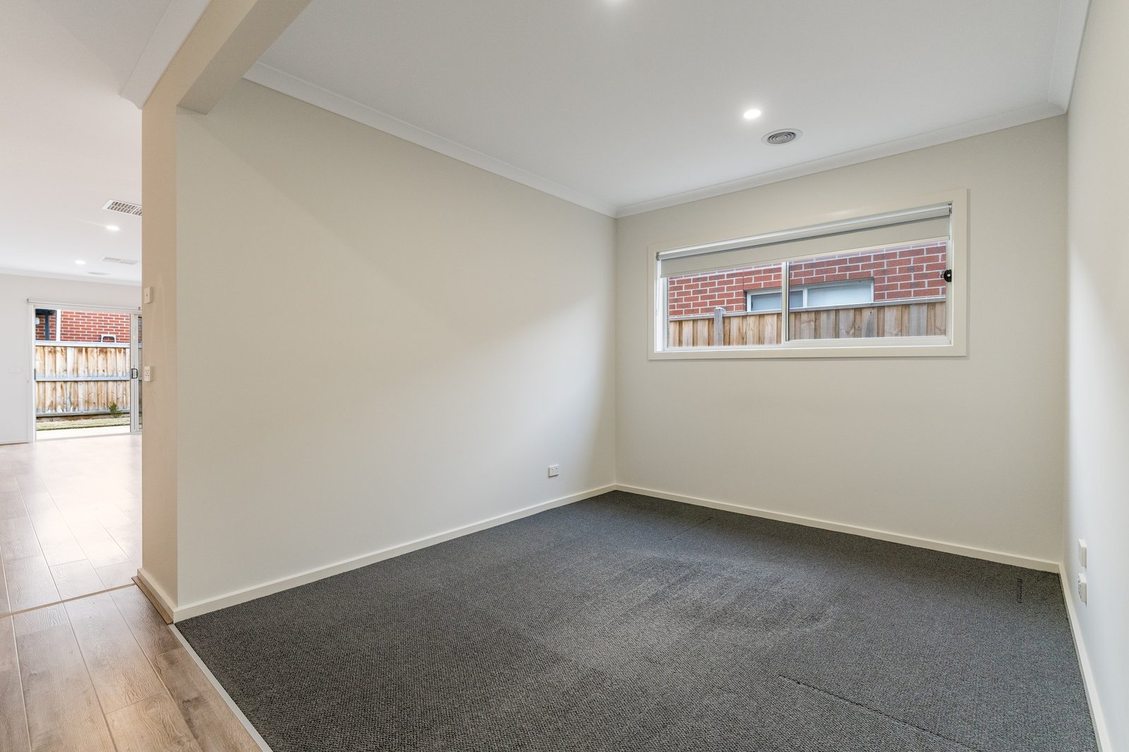 Gallery: 16 Greyjoy Road Road