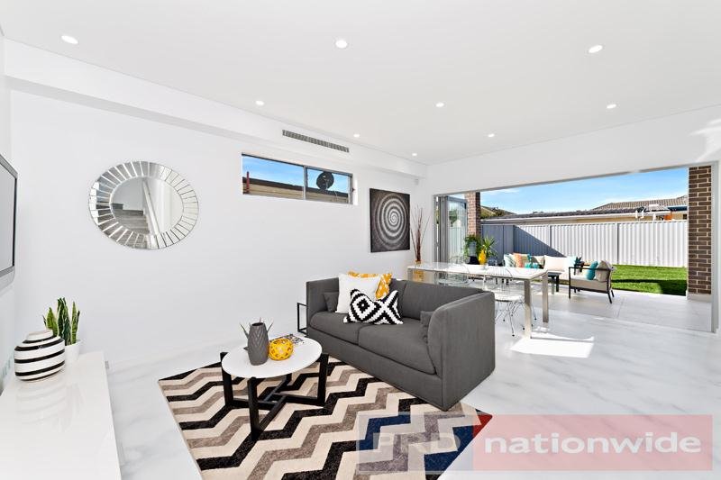 16 Grieve Crescent MILPERRA 2