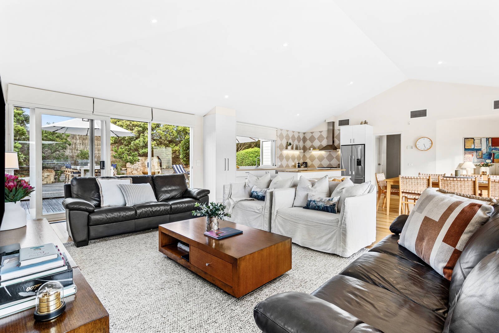 Real Estate and Property in 16 Gulls Way, Sorrento, VIC