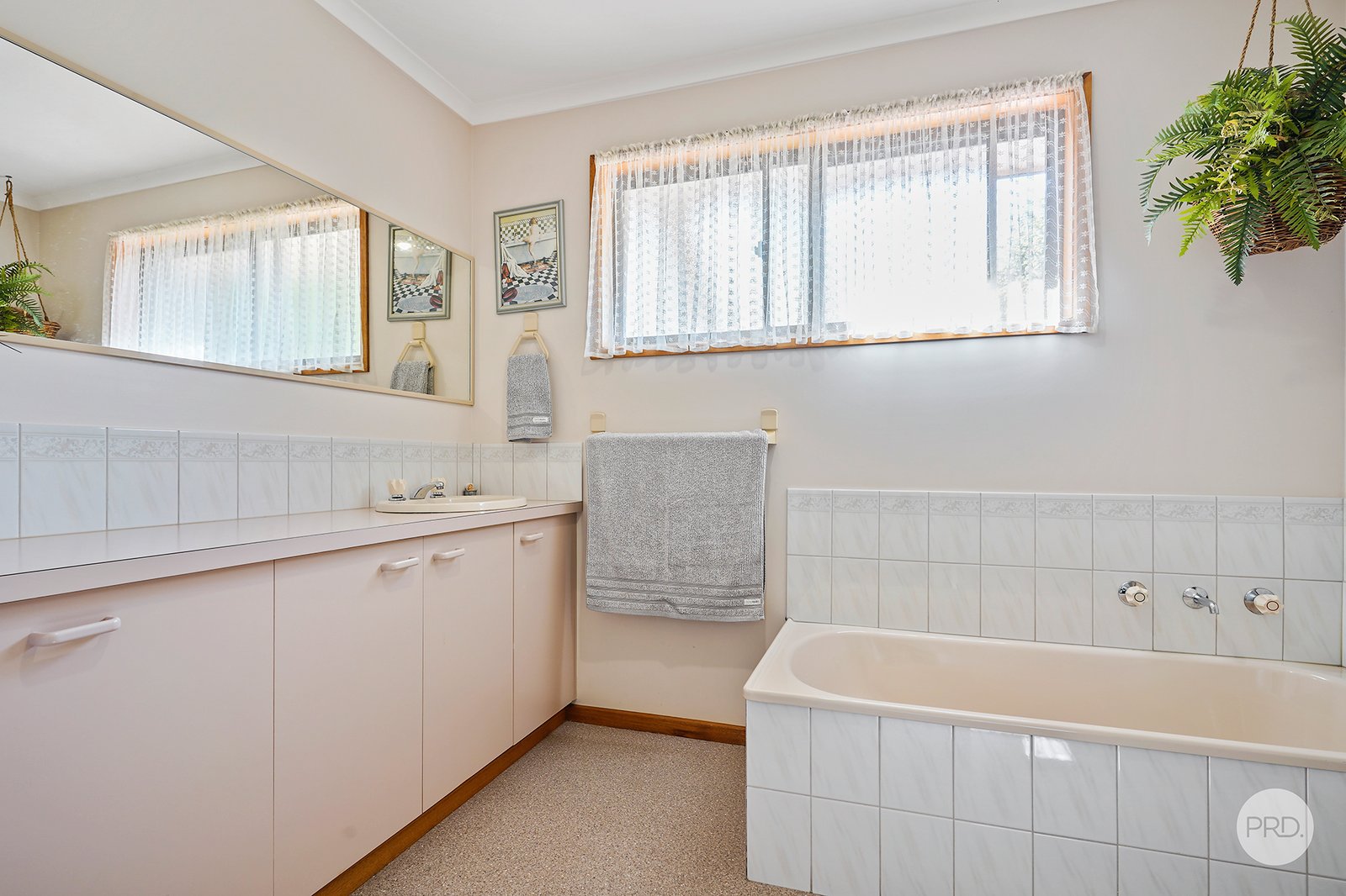 16 Gundry Street LONG GULLY 9