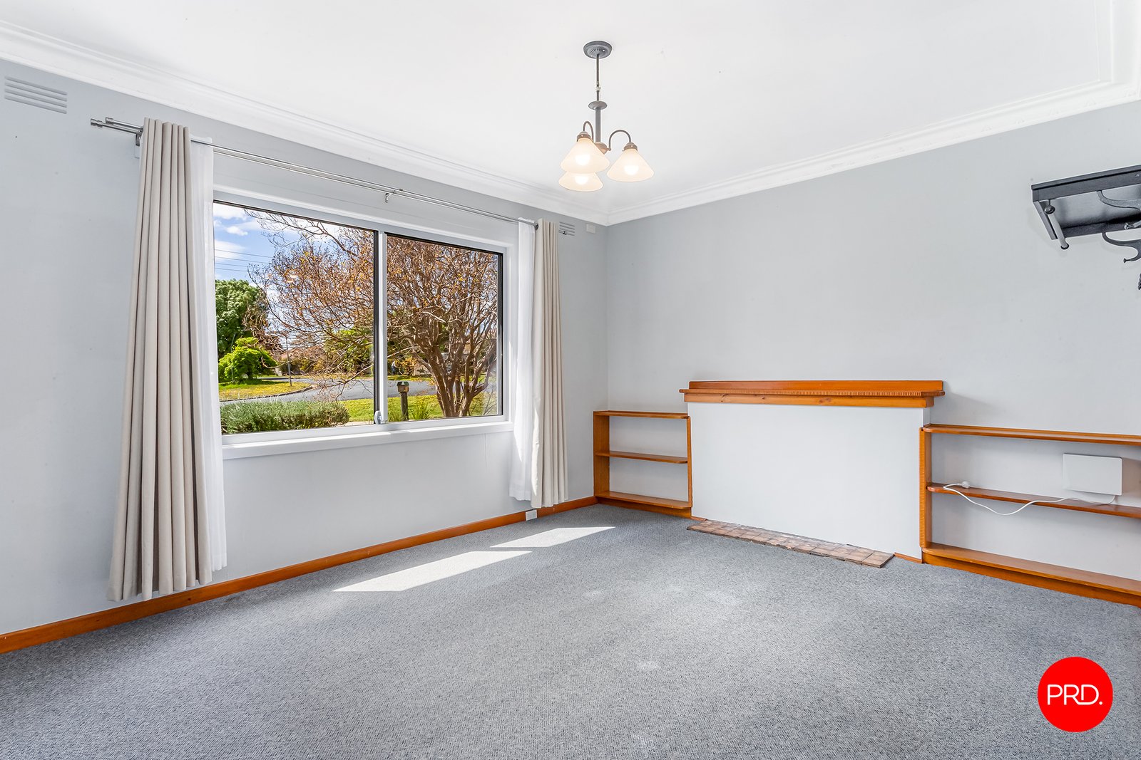 16 Guthrie St  KANGAROO FLAT 7