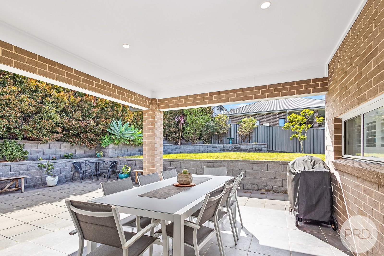 16 Guyang Street CORLETTE 10