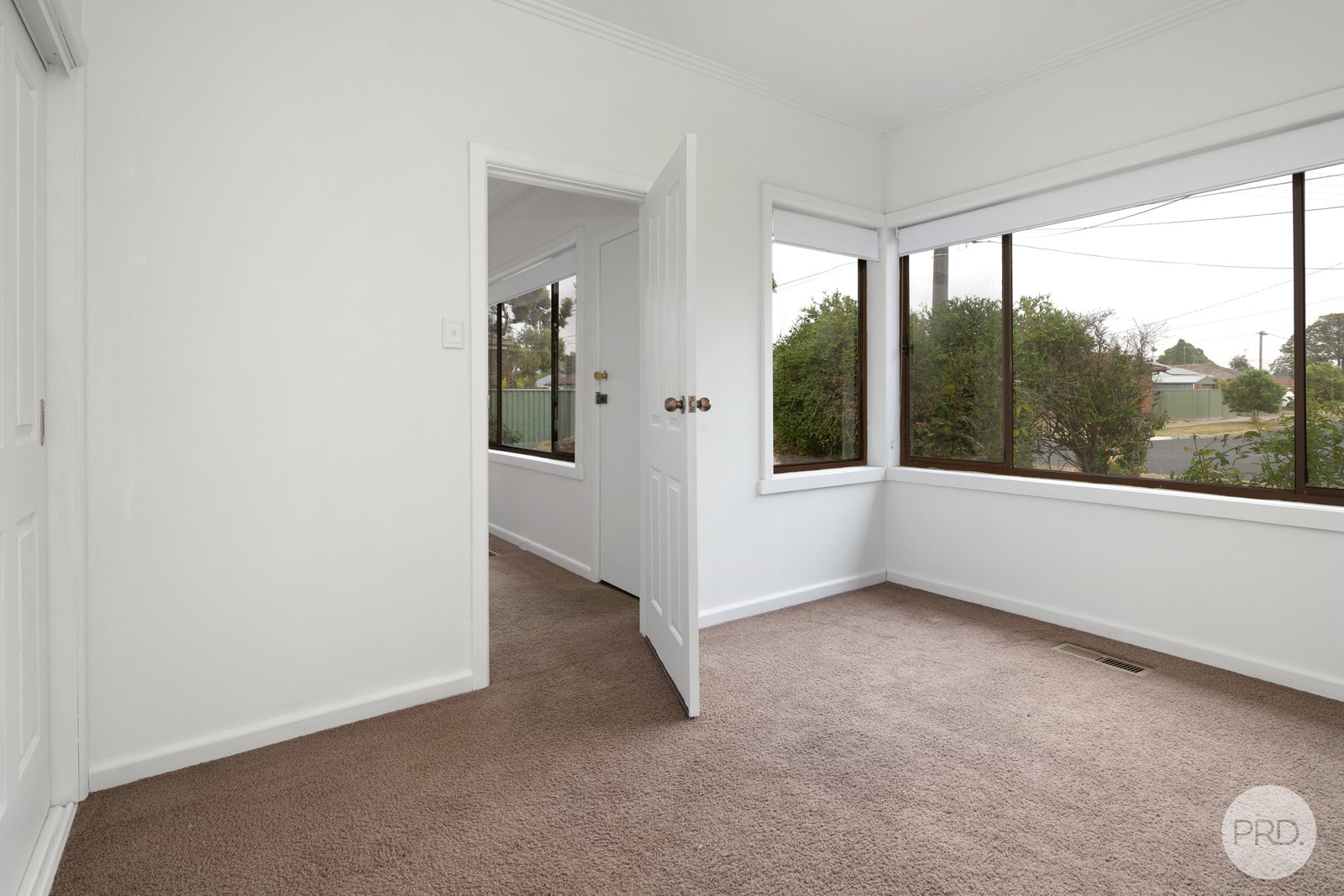 16 Halbert Street WENDOUREE 6