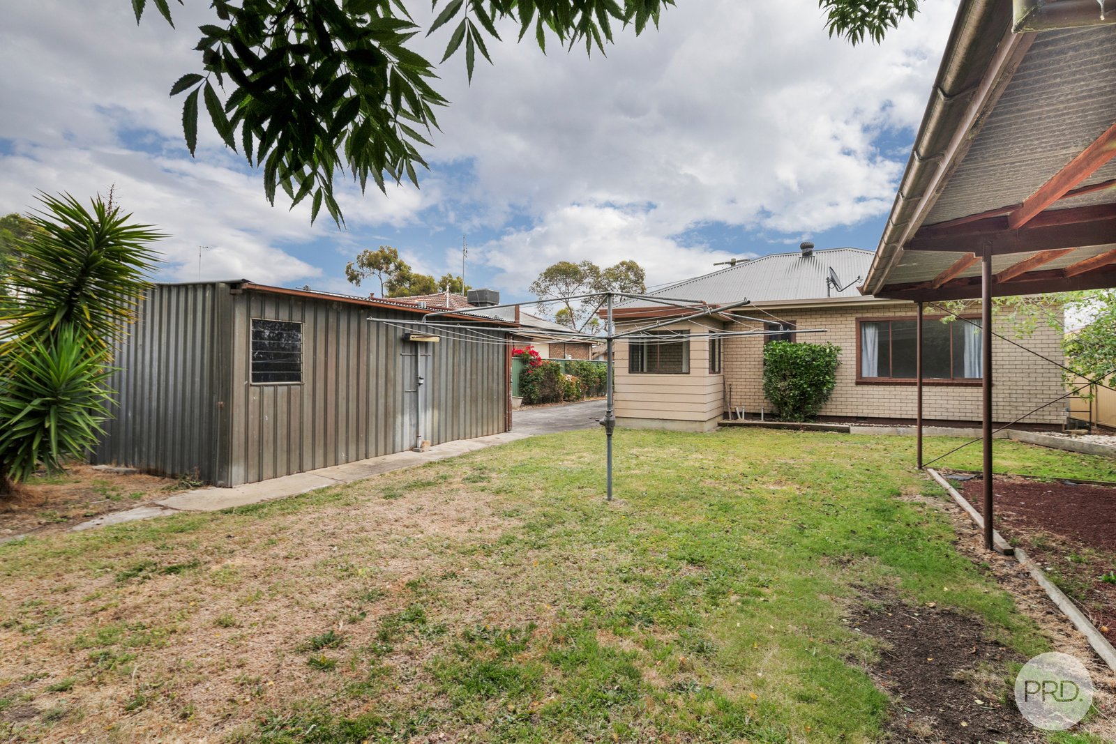 16 Halbert Street WENDOUREE 12