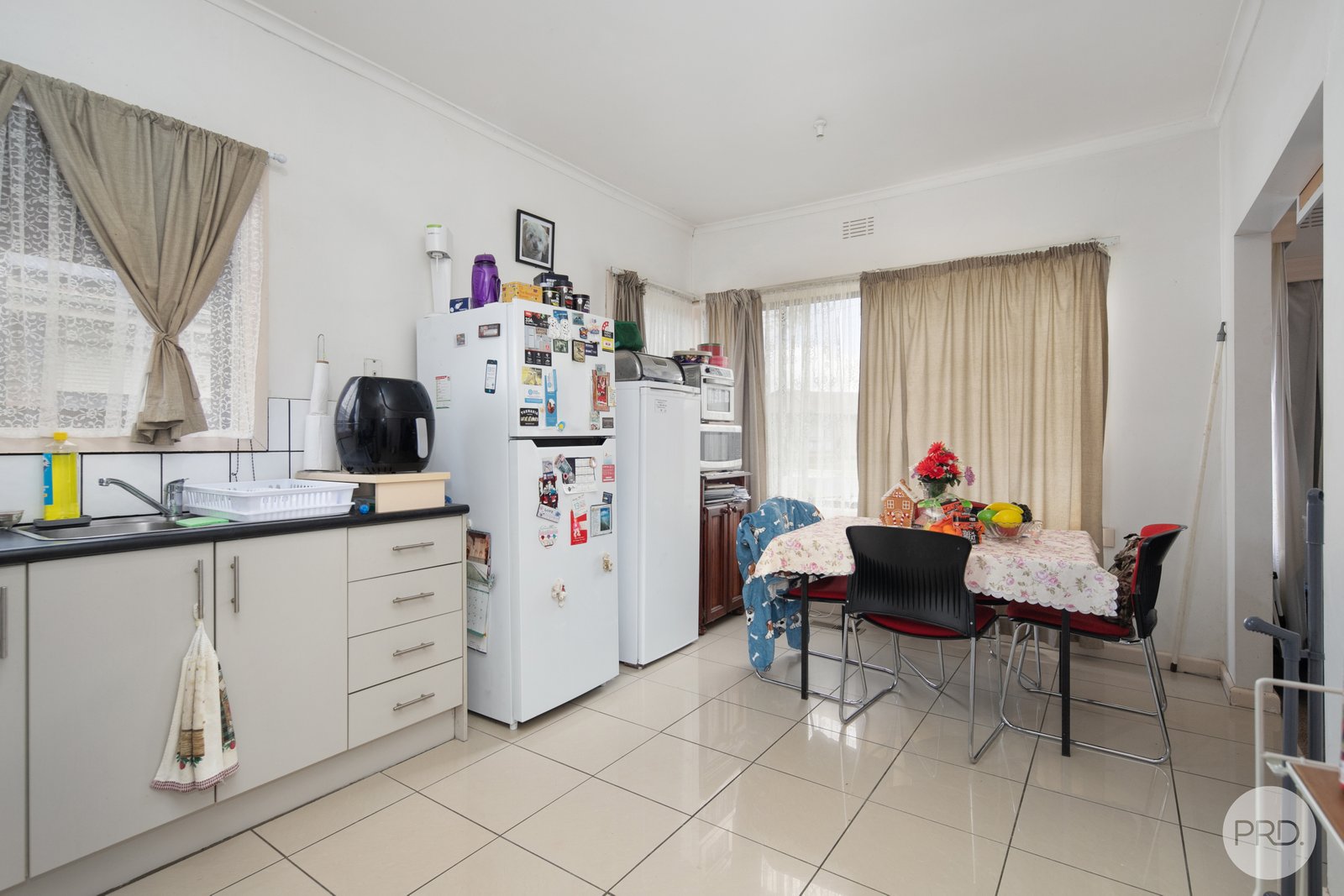 16 Halbert Street WENDOUREE 4