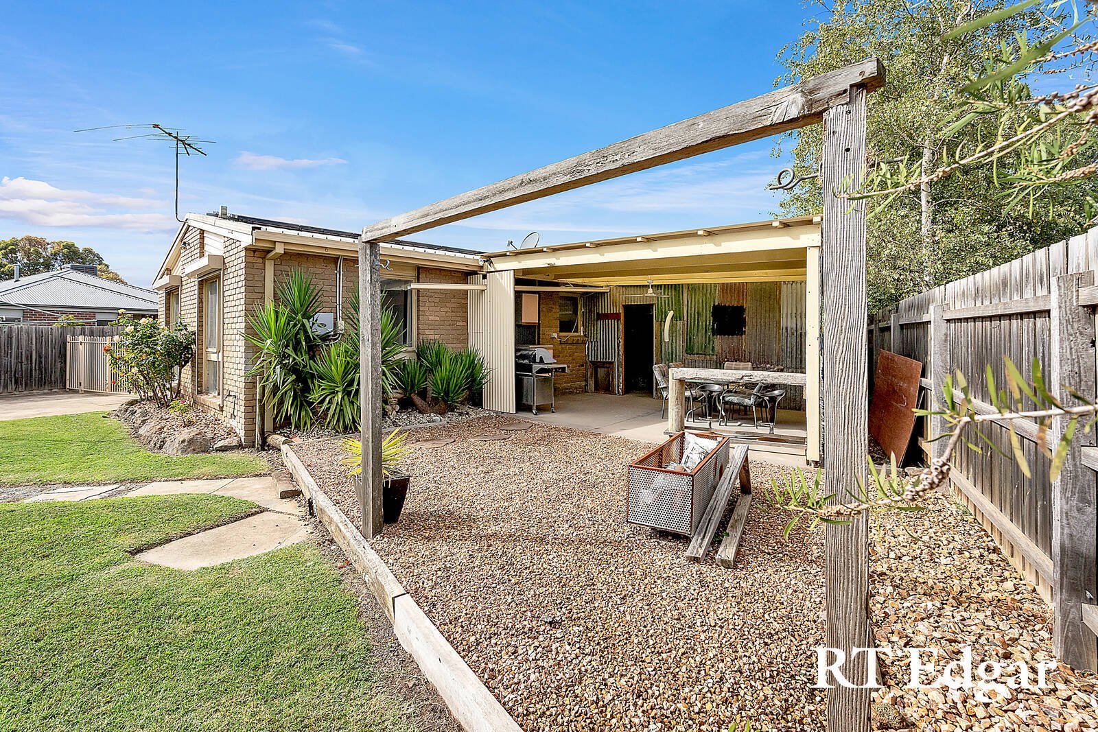 Real Estate and Property in 16 Hamilton Street, Riddells Creek, VIC