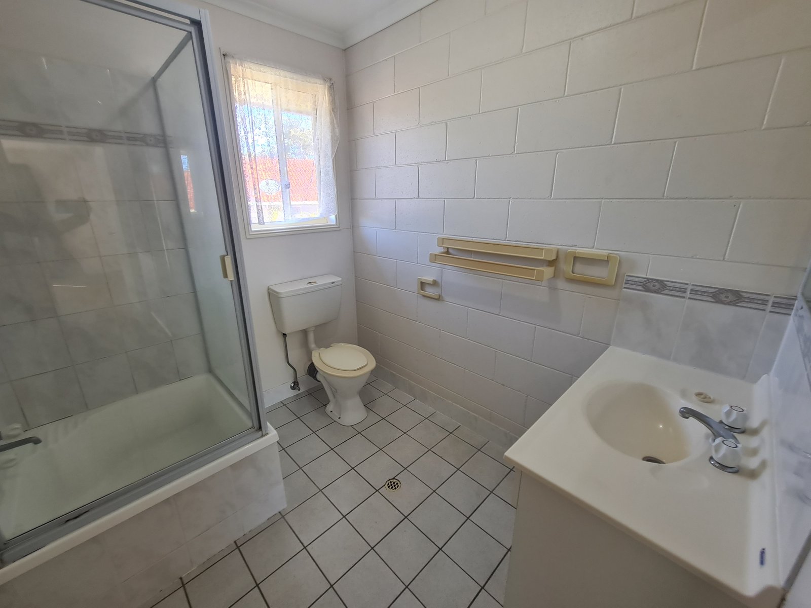 1/6 HAMPTON Drive TANNUM SANDS 4