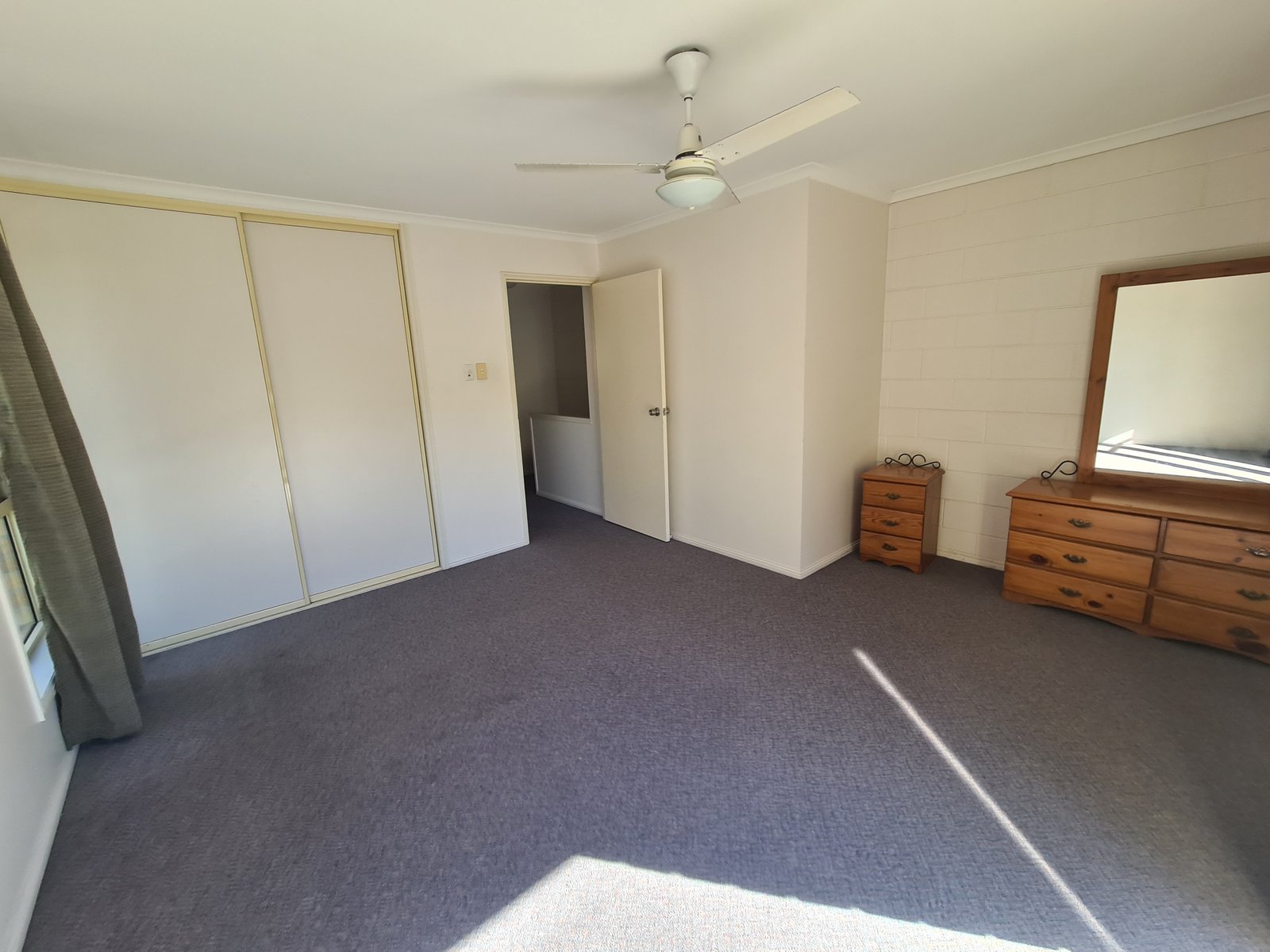 1/6 HAMPTON Drive TANNUM SANDS 9