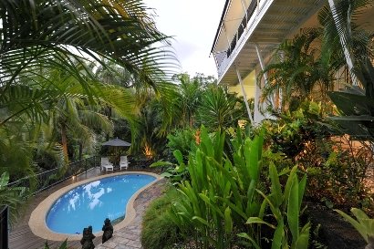 16 Harbour Avenue SHUTE HARBOUR 18