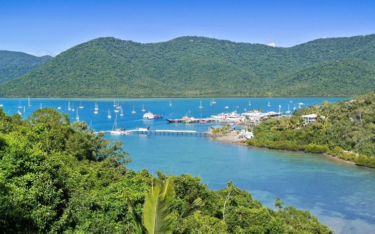 16 Harbour Avenue SHUTE HARBOUR 20