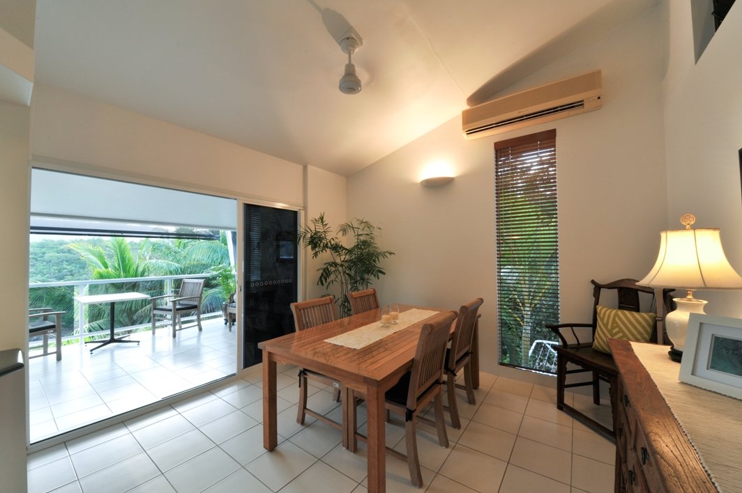 16 Harbour Avenue SHUTE HARBOUR 8
