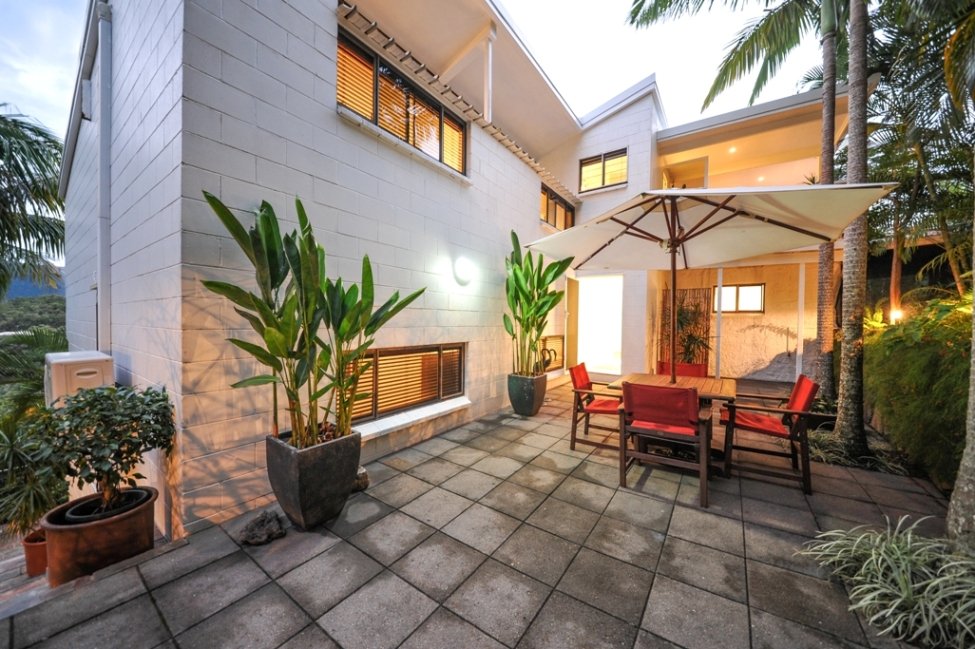 16 Harbour Avenue SHUTE HARBOUR 12