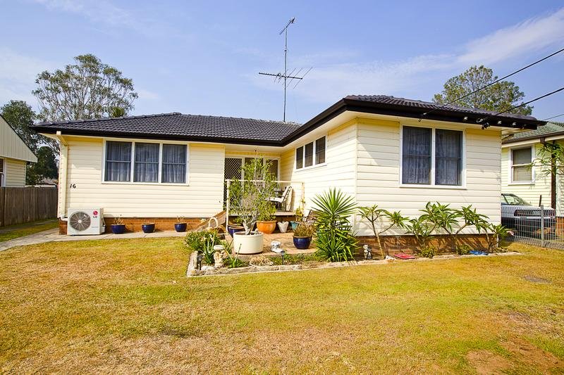 16 Hargrave Street KINGSWOOD 1