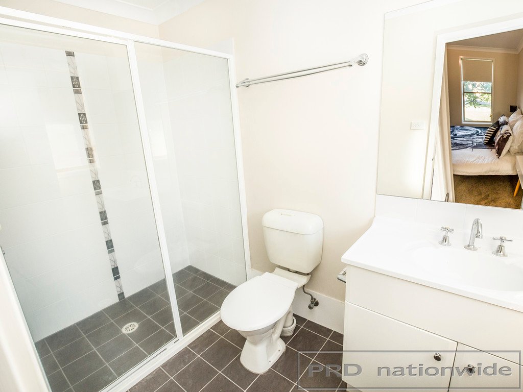 16 Hargreaves Circuit METFORD 8