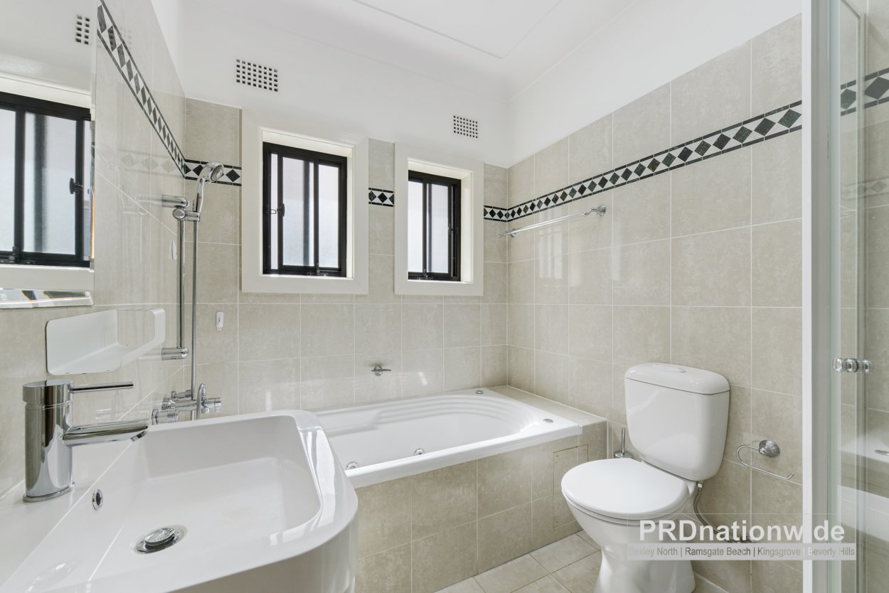 16 Harslett Crescent BEVERLEY PARK 5