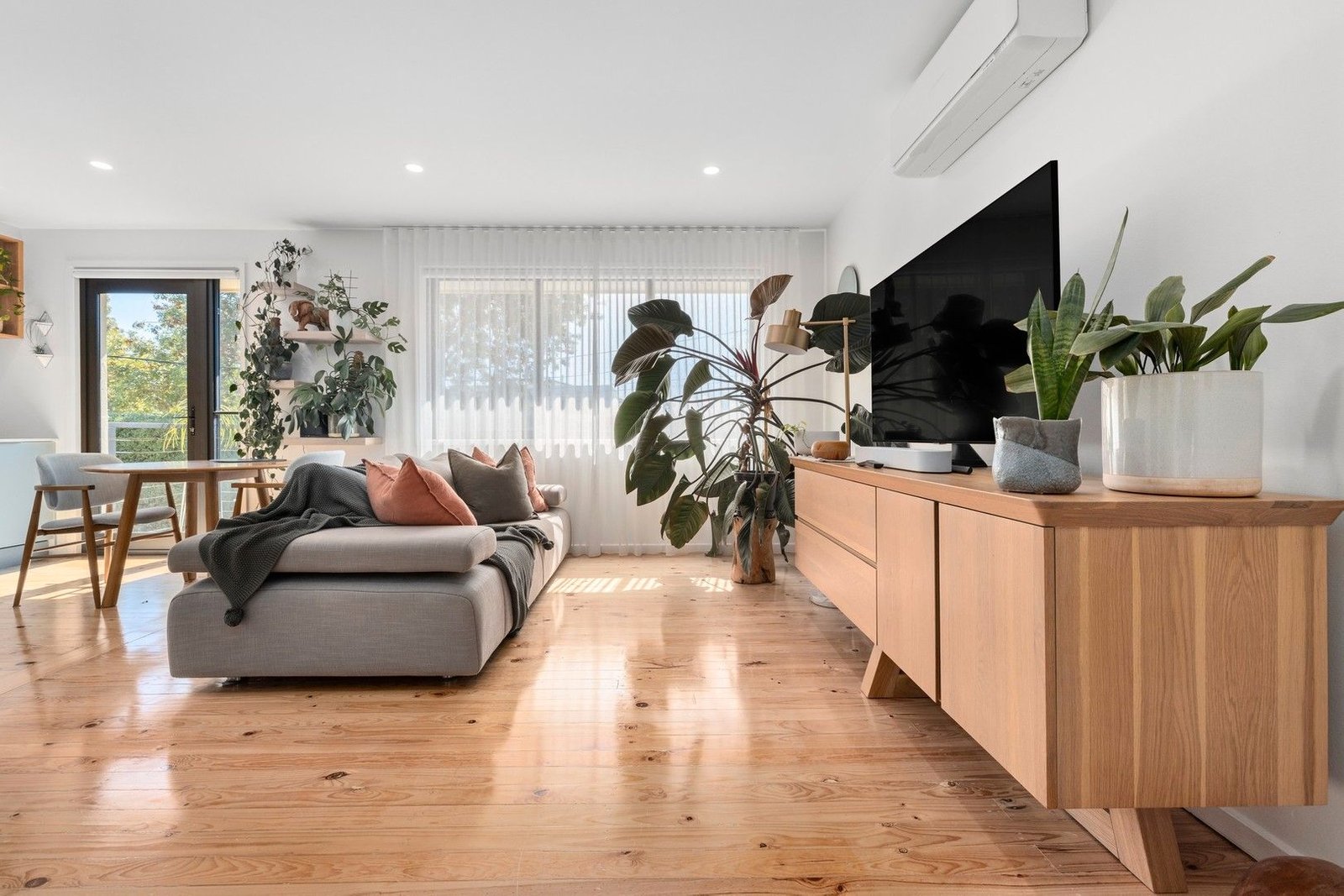 Gallery: 1/6 Haynes Street