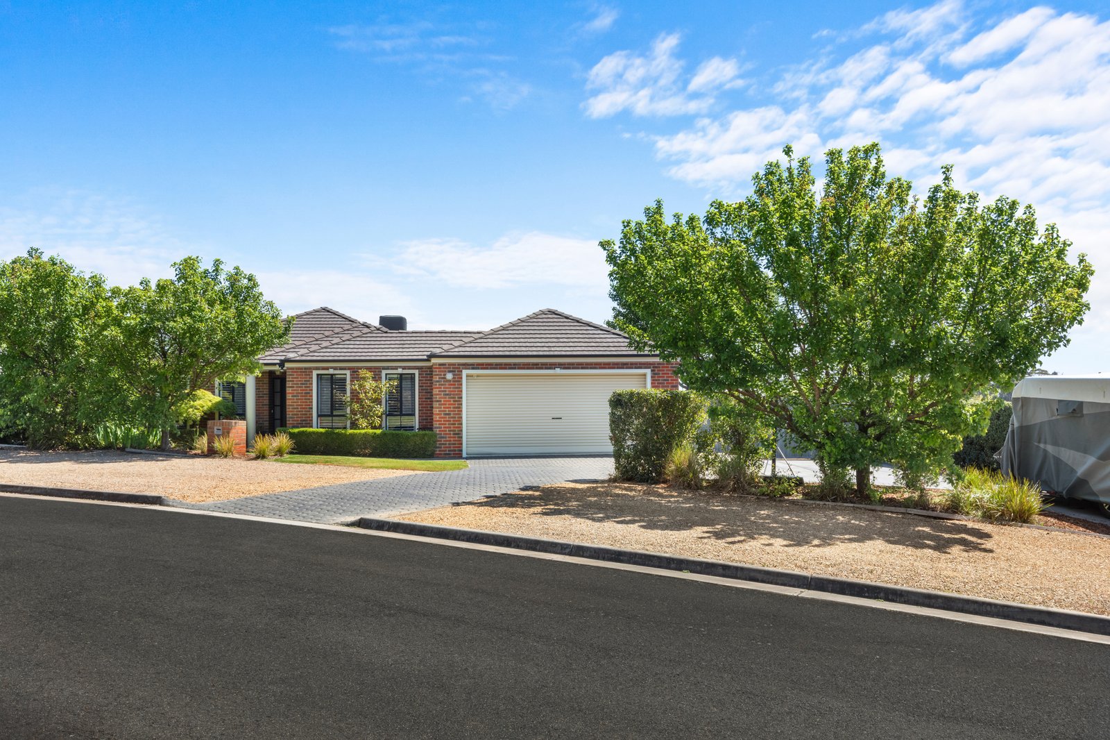 Gallery: 16 Heights Crescent