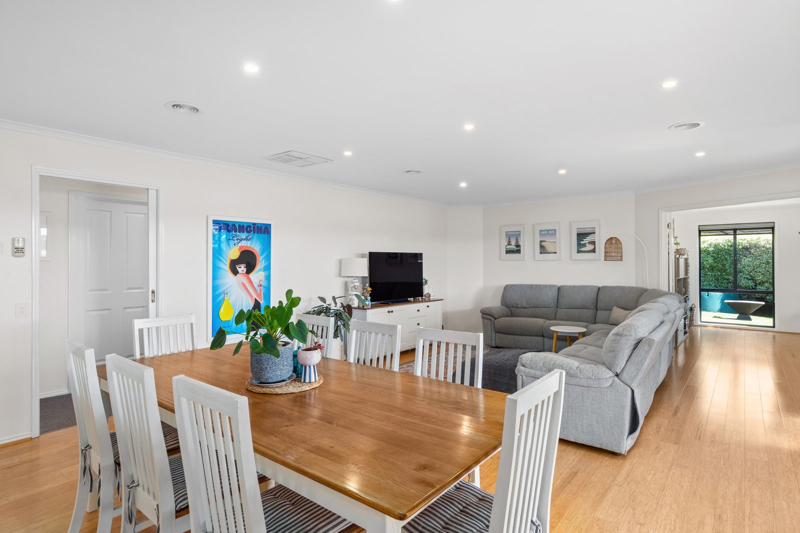 Gallery: 16 Heights Crescent