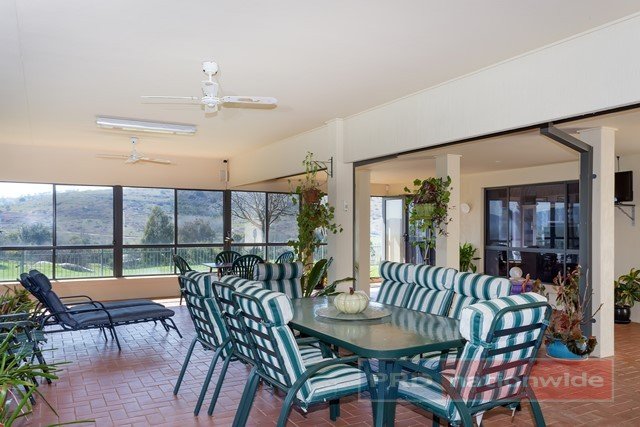 16 Henry Street ADELONG 14