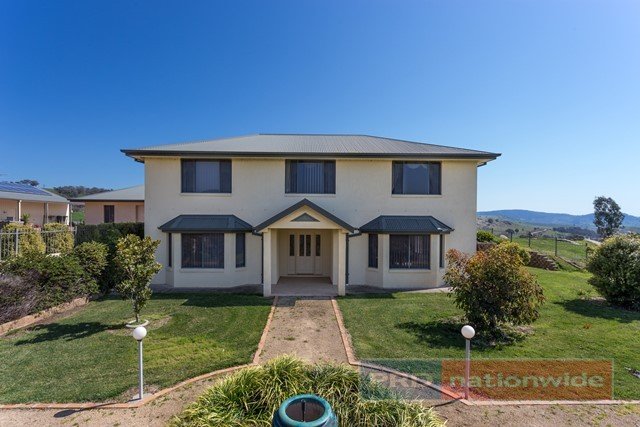 16 Henry Street ADELONG 16