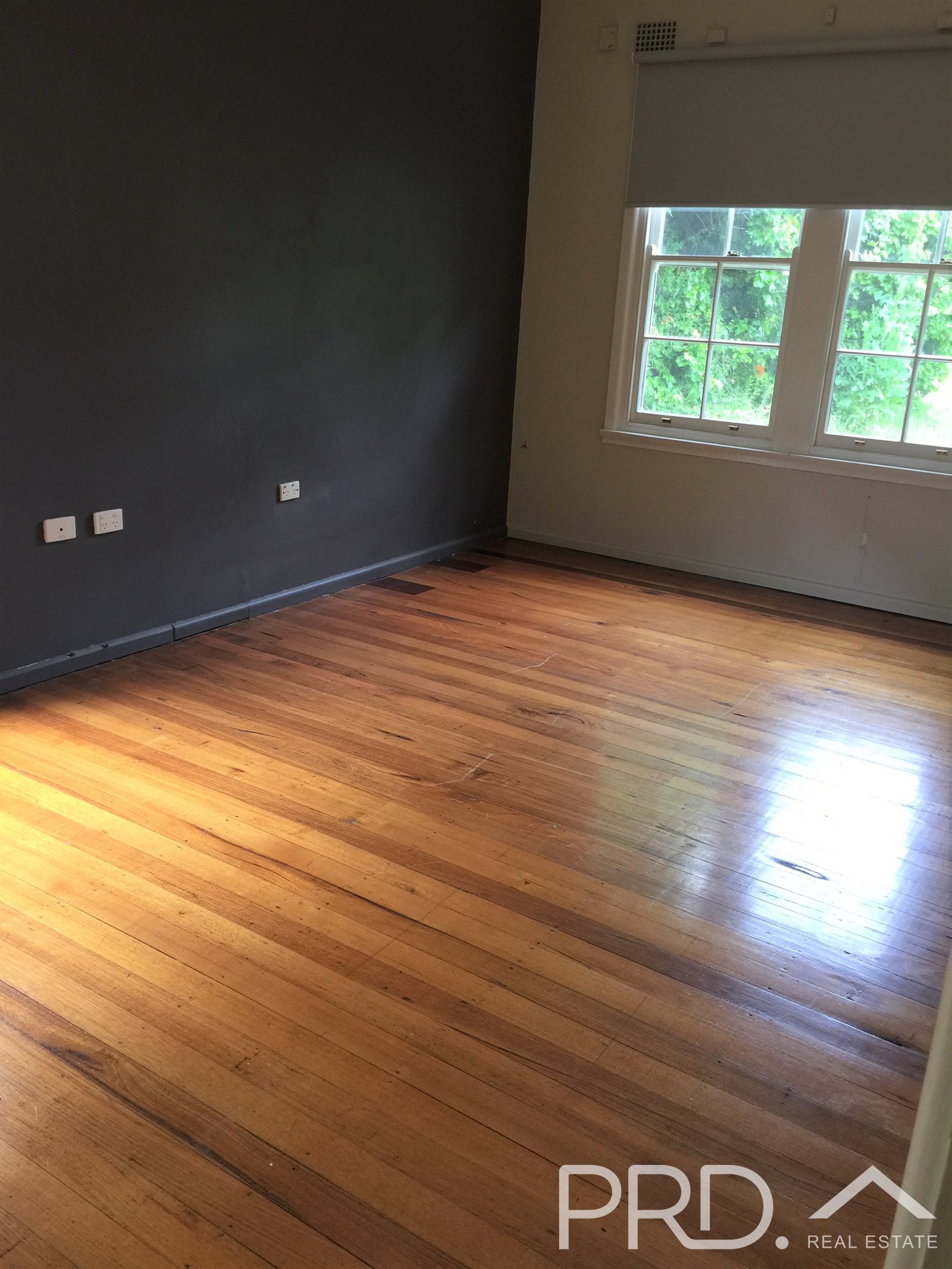 16 Herbert St  TUMUT 11