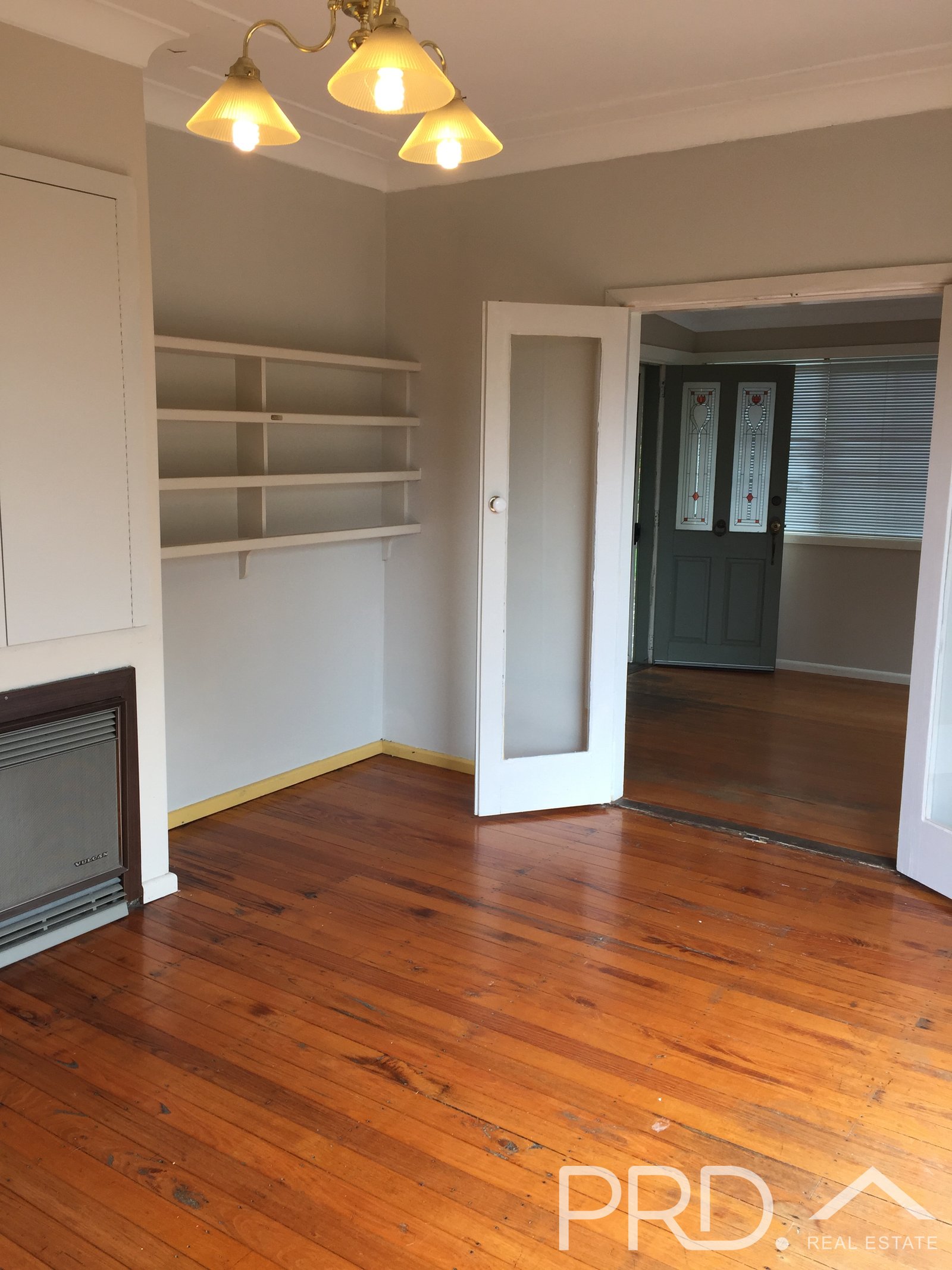 16 Herbert St  TUMUT 8