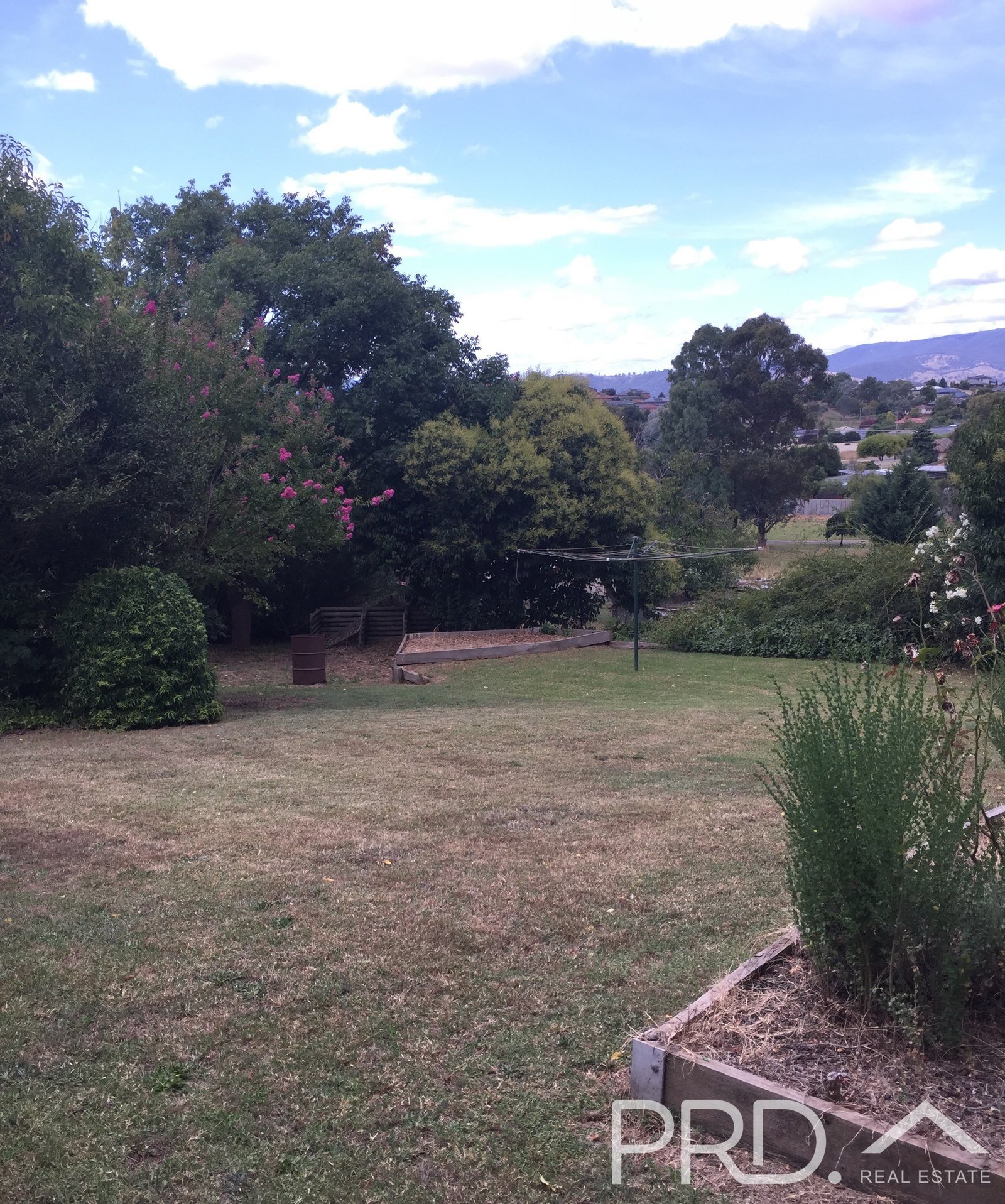 16 Herbert St  TUMUT 16