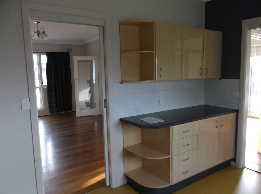 16 Herbert St  TUMUT 3