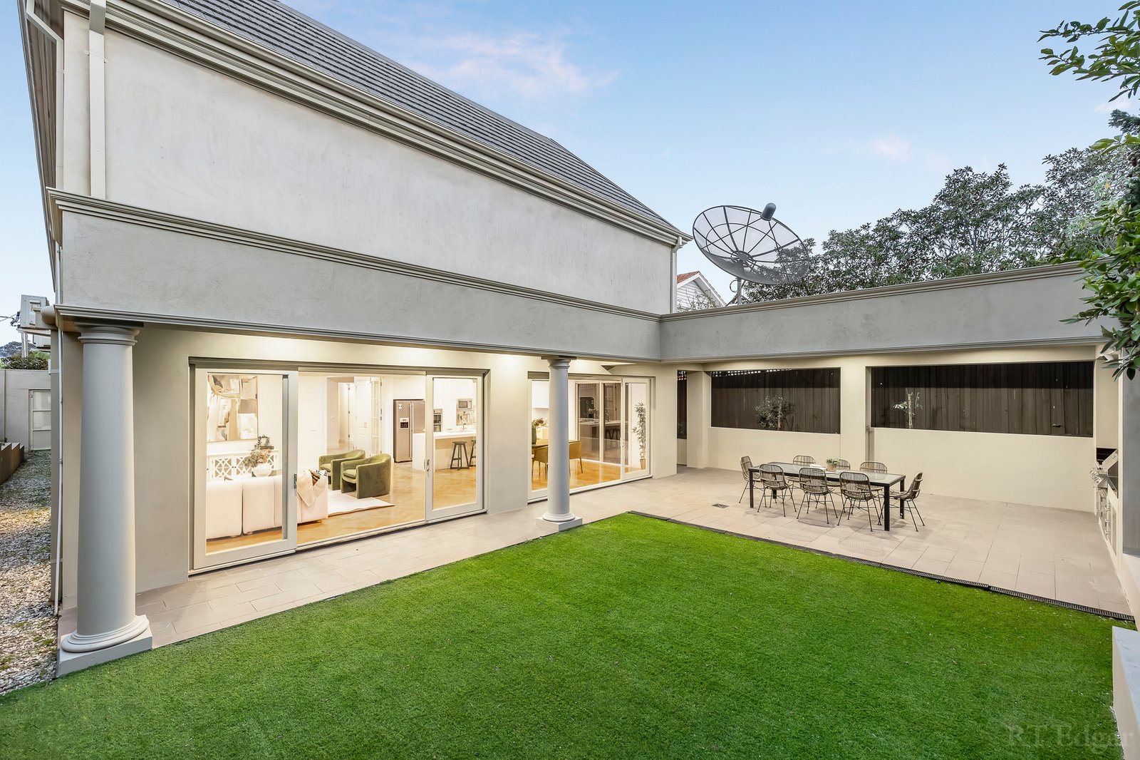 Real Estate and Property in 16 Hertford Crescent, Balwyn, VIC