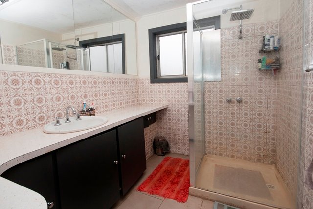 16 Hertford Street REDAN 4