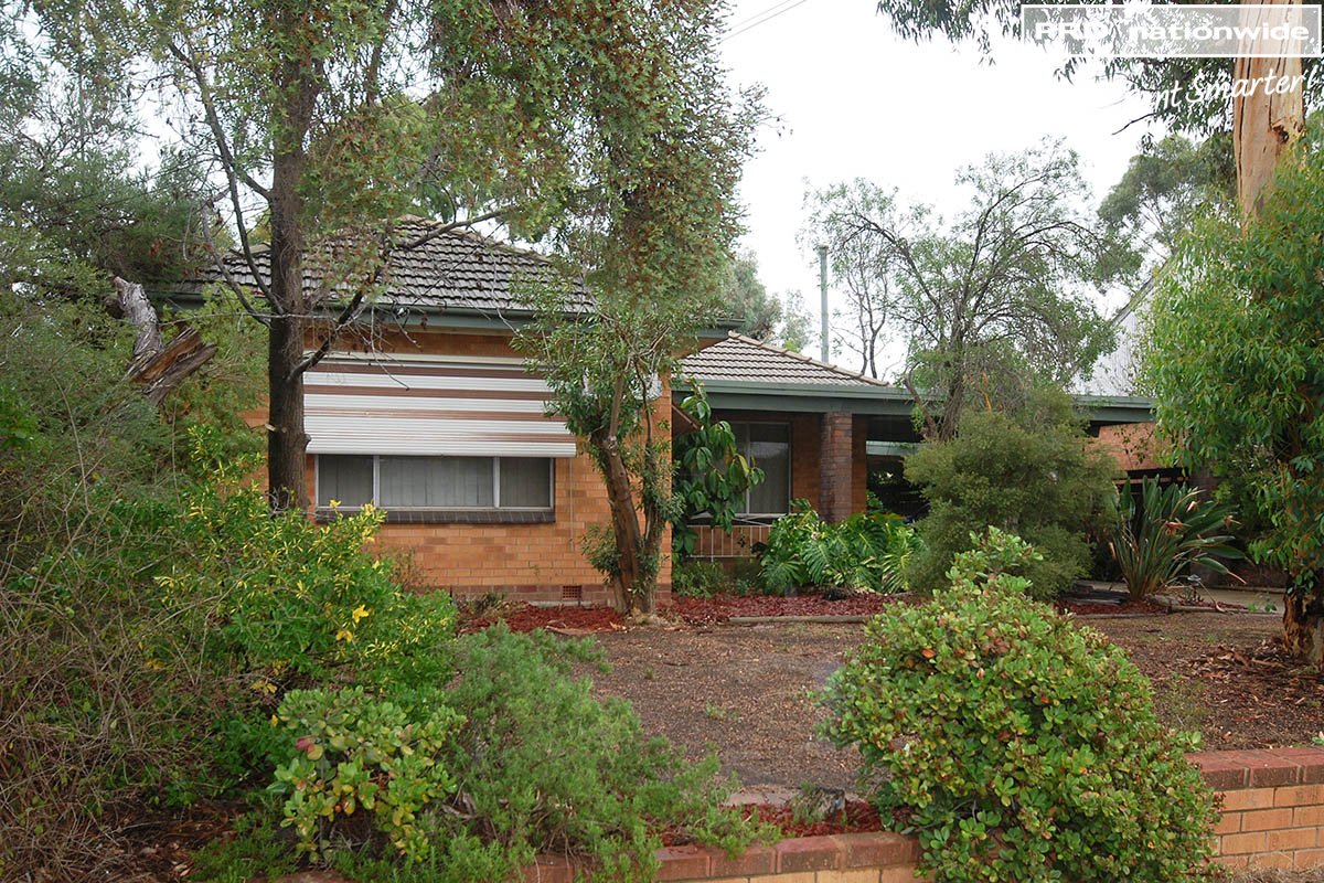 16 Higgins Avenue WAGGA WAGGA 1