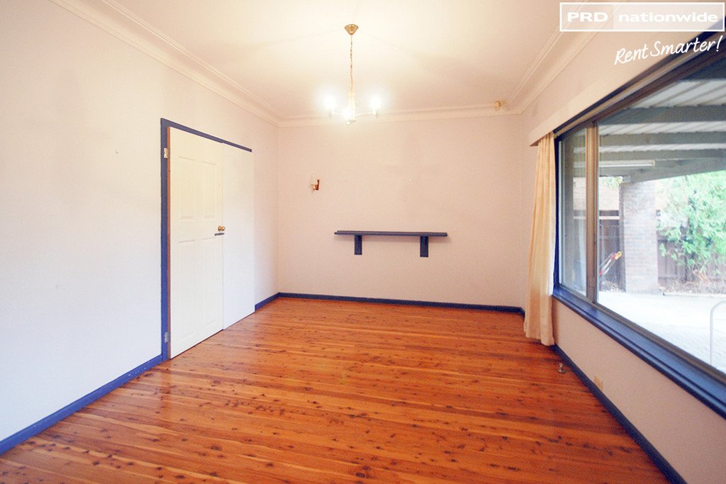 16 Higgins Avenue WAGGA WAGGA 4