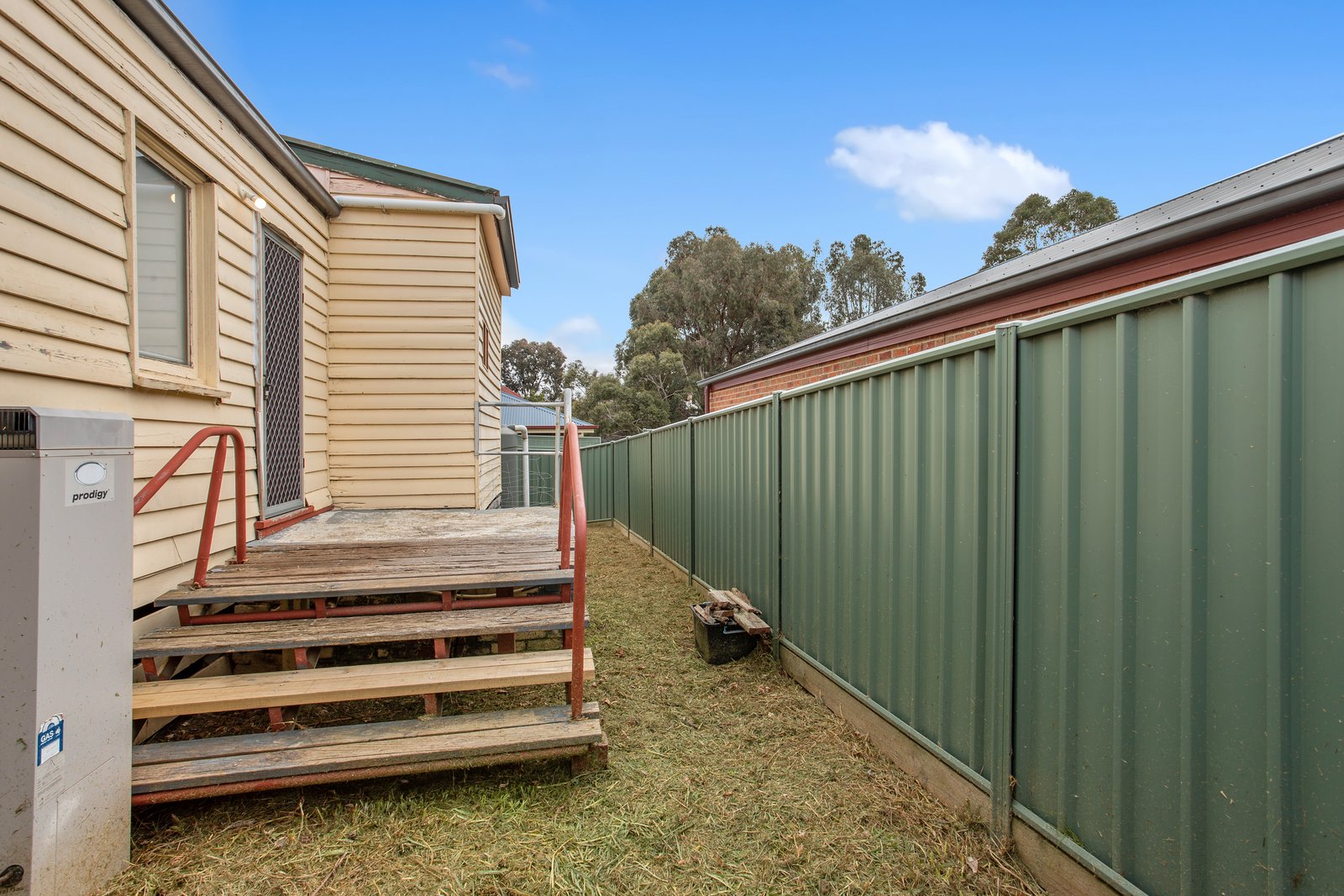 16 Hill Street BENDIGO 11