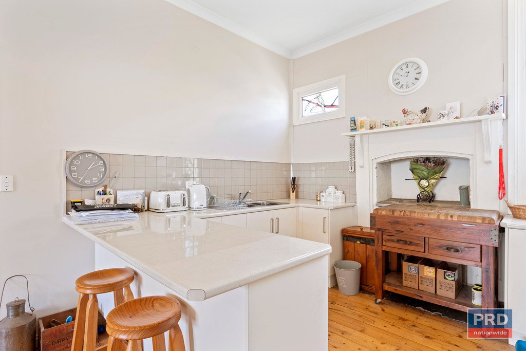 16 Hill Street BENDIGO 6