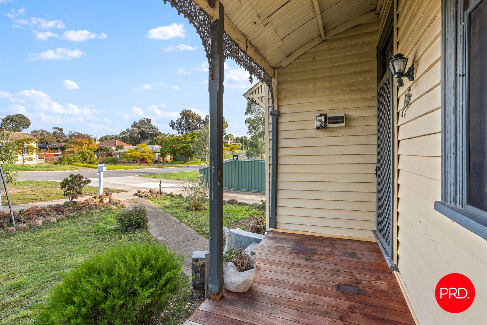 16 Hill Street BENDIGO 2