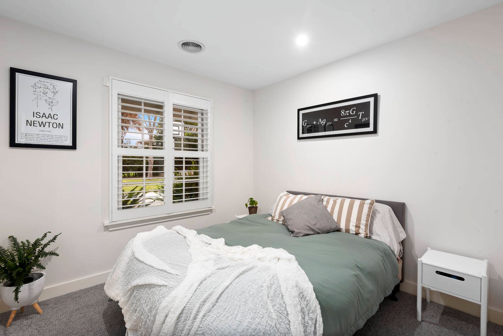 Real Estate and Property in 16 Hillson Grove, Ocean Grove, VIC