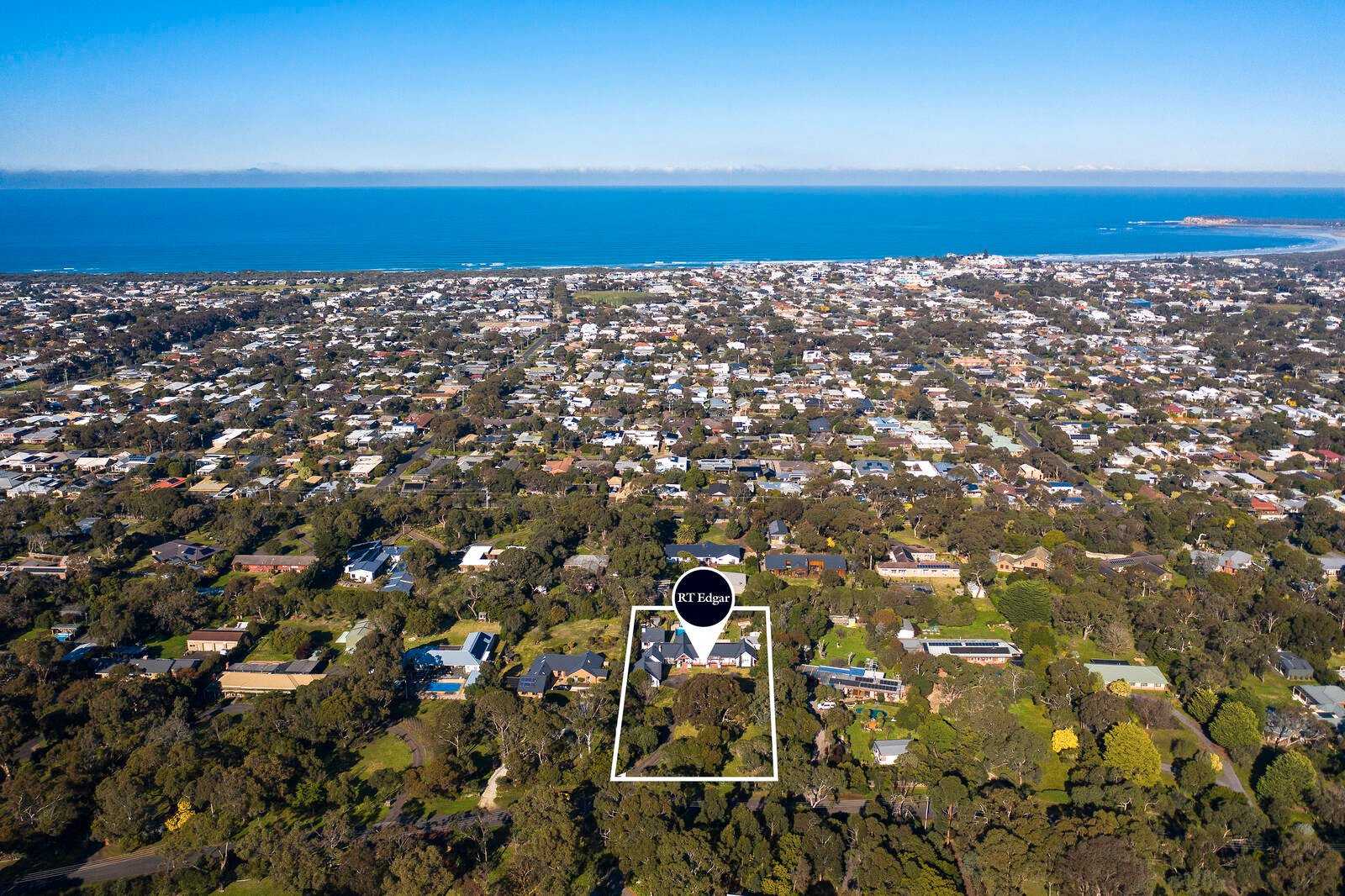 Real Estate and Property in 16 Hillson Grove, Ocean Grove, VIC