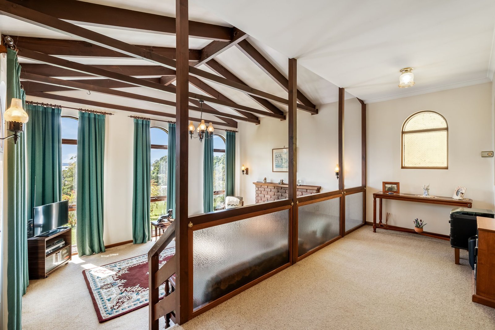 16 Honeys Road FLOWERPOT 19