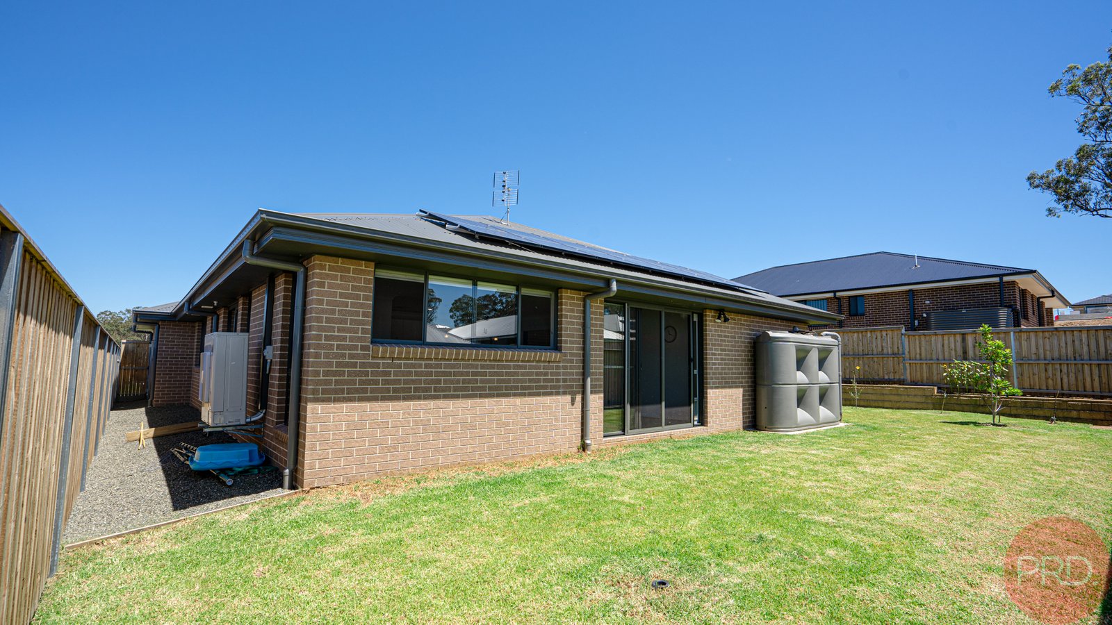 16 Horne Close GRETA 13